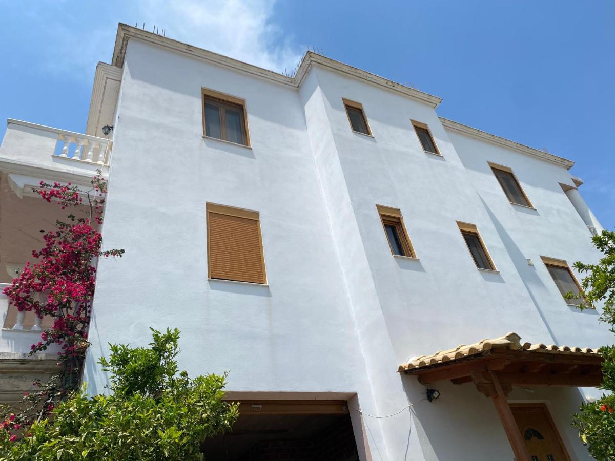 Am Apartment Sarandë Exterior foto